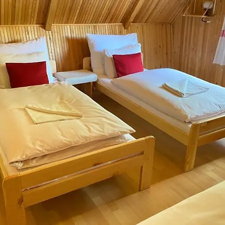 Chata Lubica - Rodinna Dovolenka 440 דונובאלי